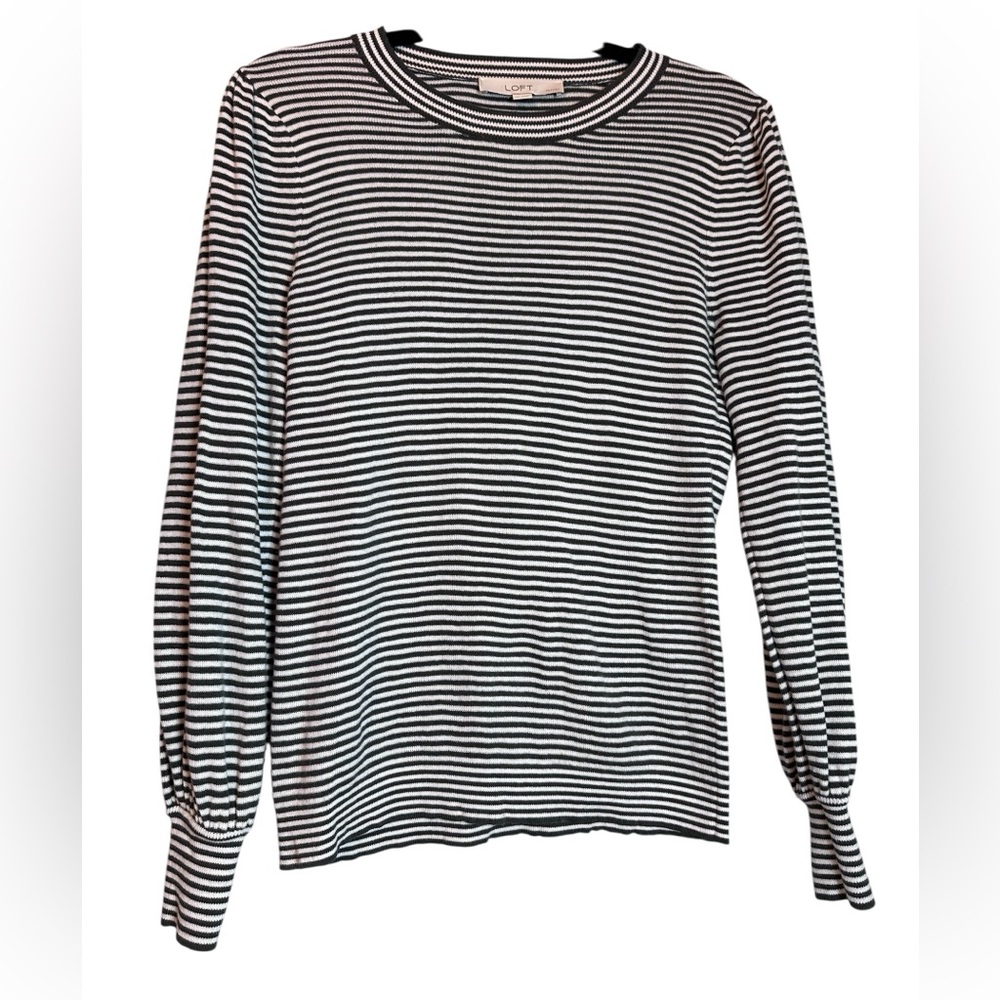 LOFT Black and White Striped Long Sleeve lightweight Sweater MP